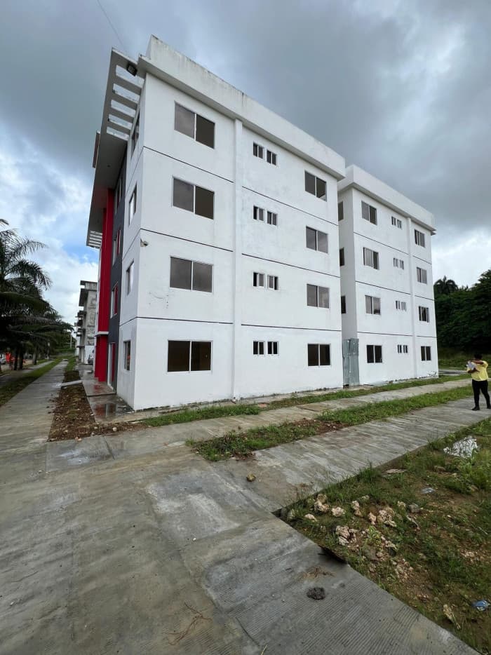 Apartamento en venta 2do Nivel en Santo Domingo Oeste - foto 1