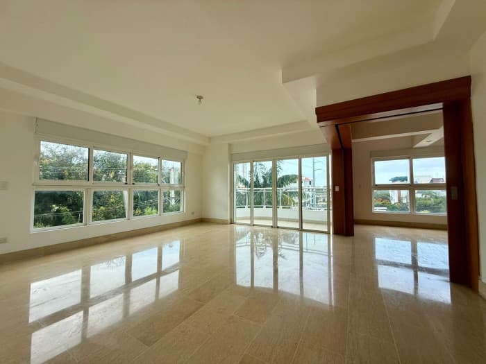 En Renta Apartamento en Torre Gil Roma Santo Domingo RD - foto 2