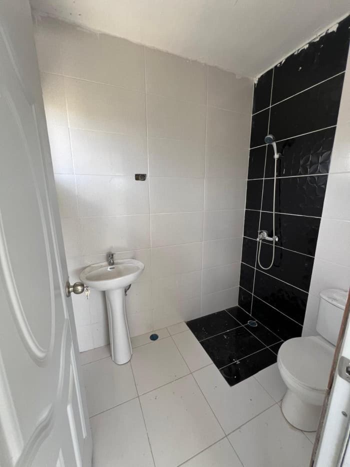 Apartamento en venta 3er Nivel en Santo Domingo - foto 5