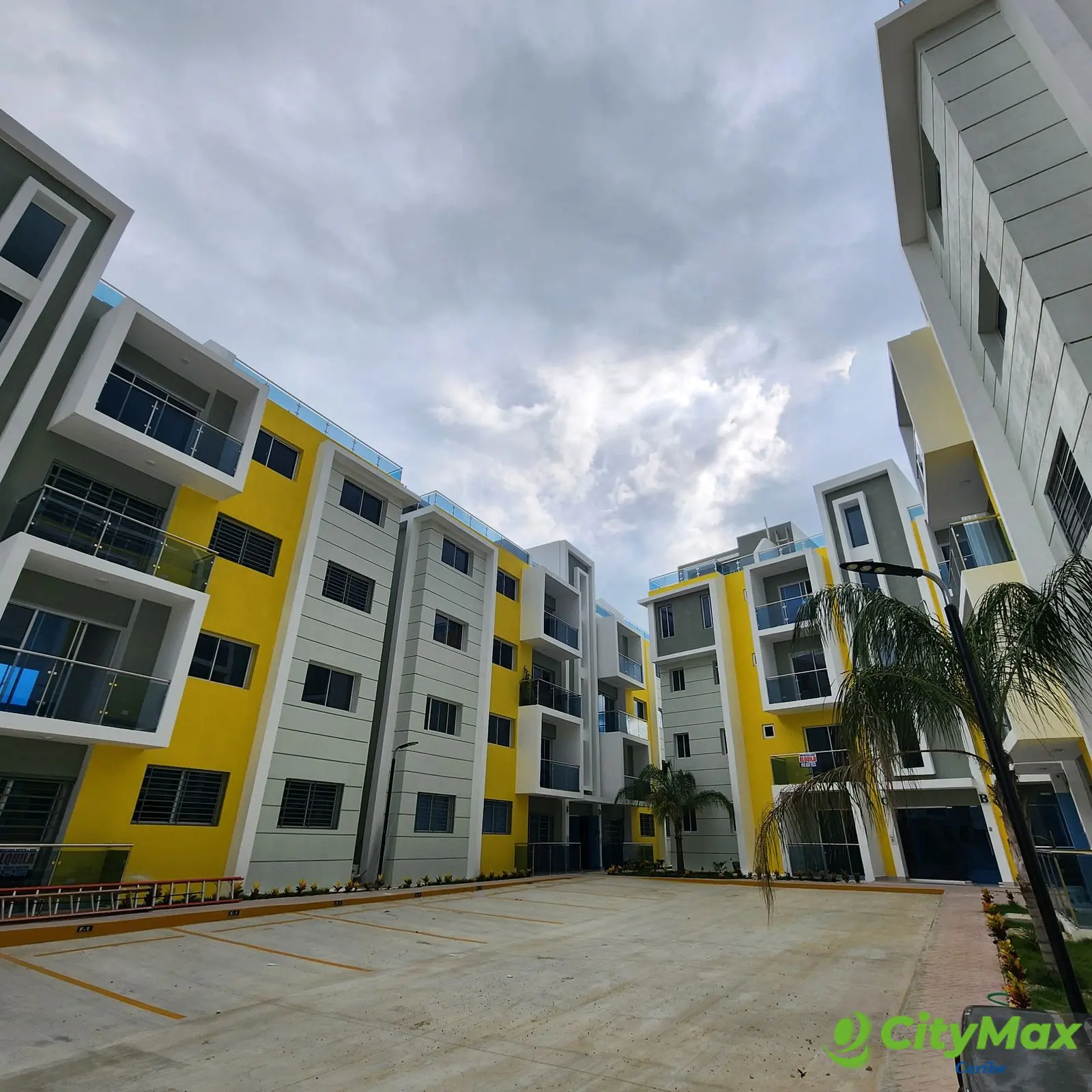 Exclusivo Pent House en Venta en Navarrete Santiago R.D - foto 1