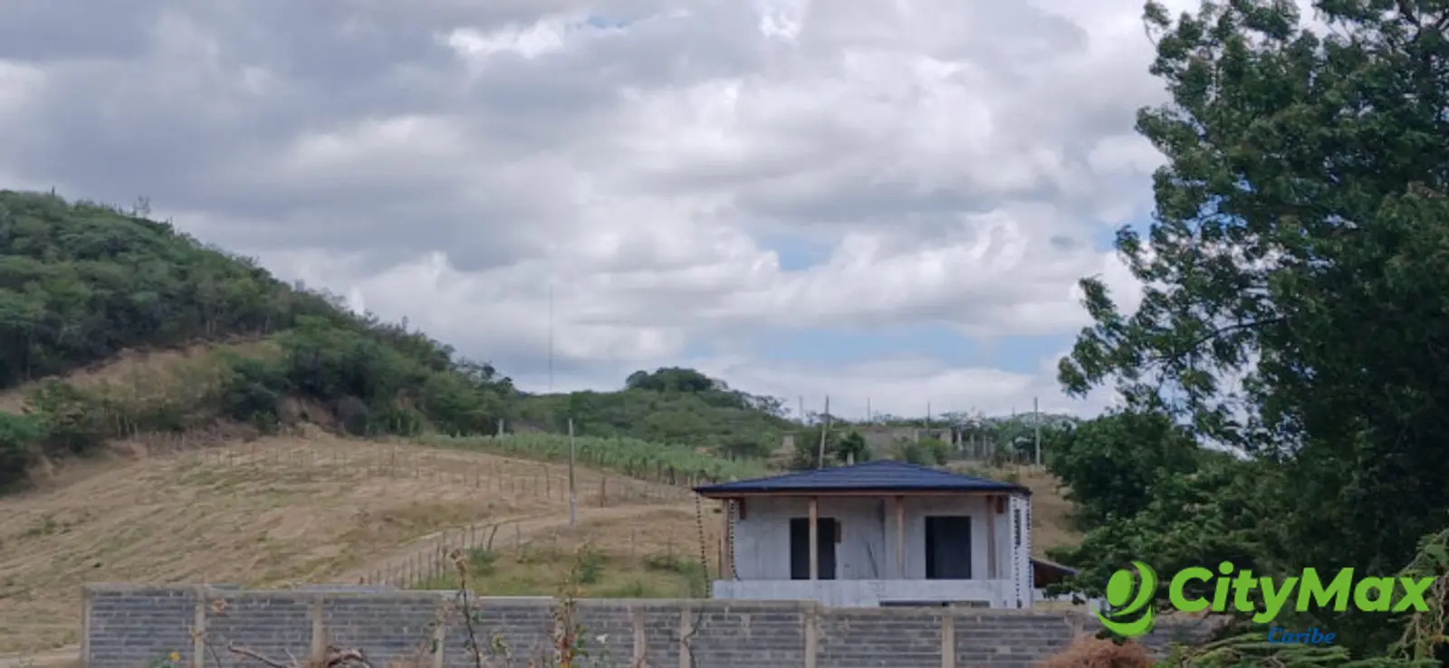 Terreno en venta en Navarrete Santiago R.D. - foto 2