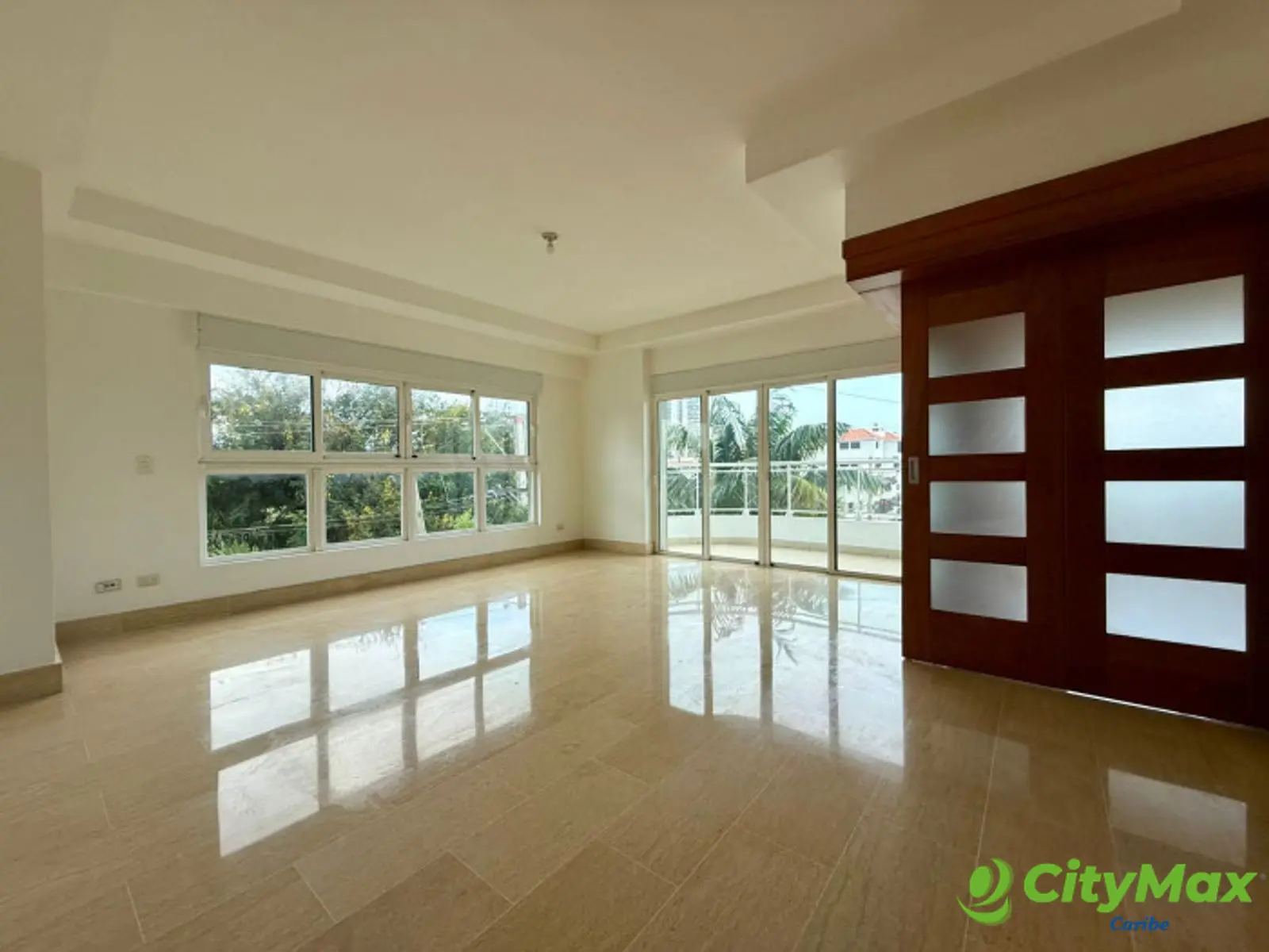 En Renta Apartamento en Torre Gil Roma Santo Domingo RD - foto 5