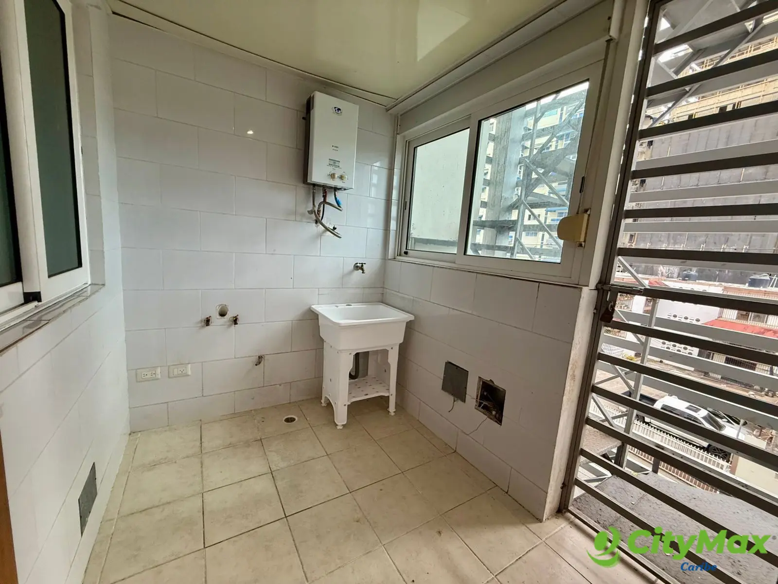 En Renta Apartamento en Torre Gil Roma Santo Domingo RD - foto 12