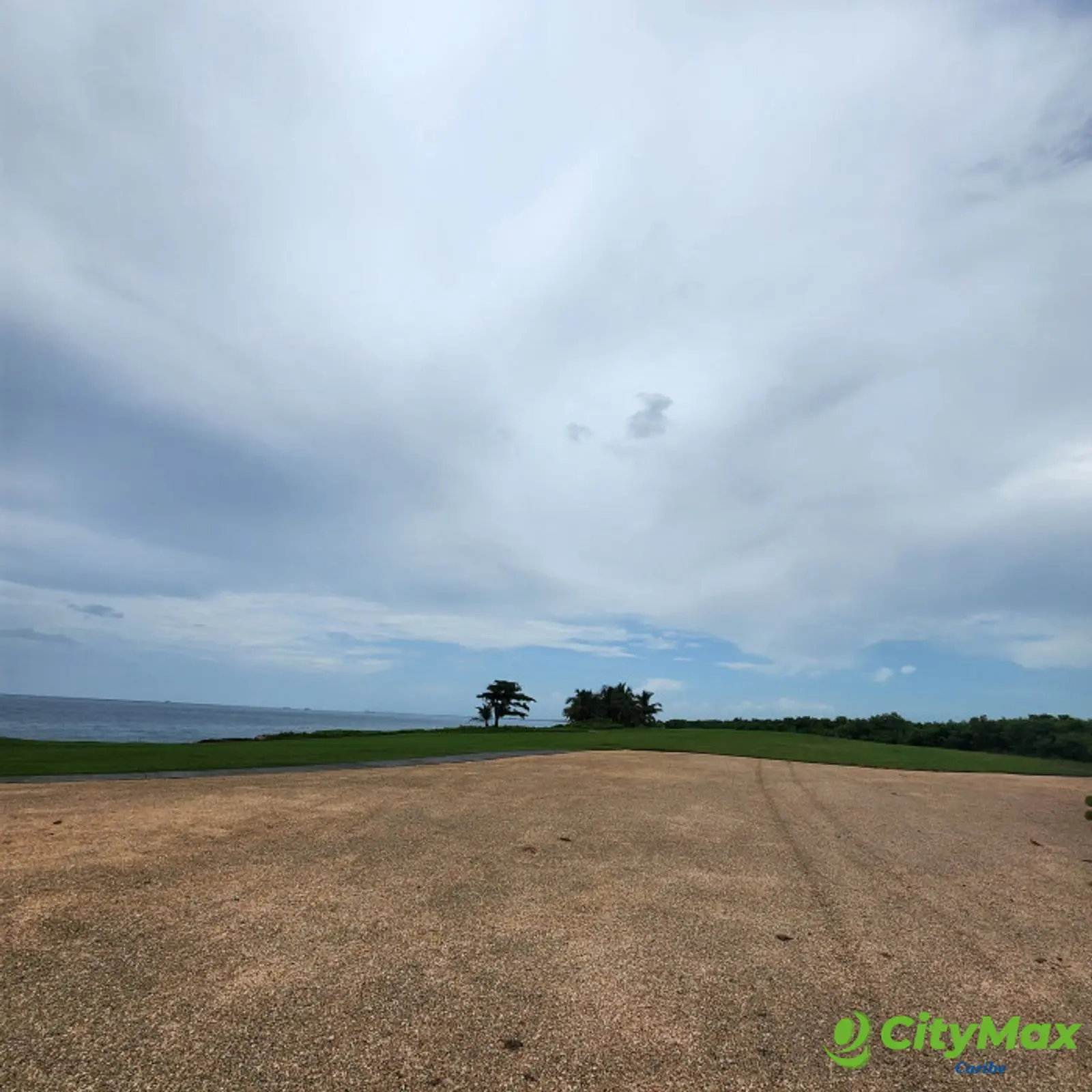 Terreno en Venta frente al campo de Golf Frente al Mar - foto 9