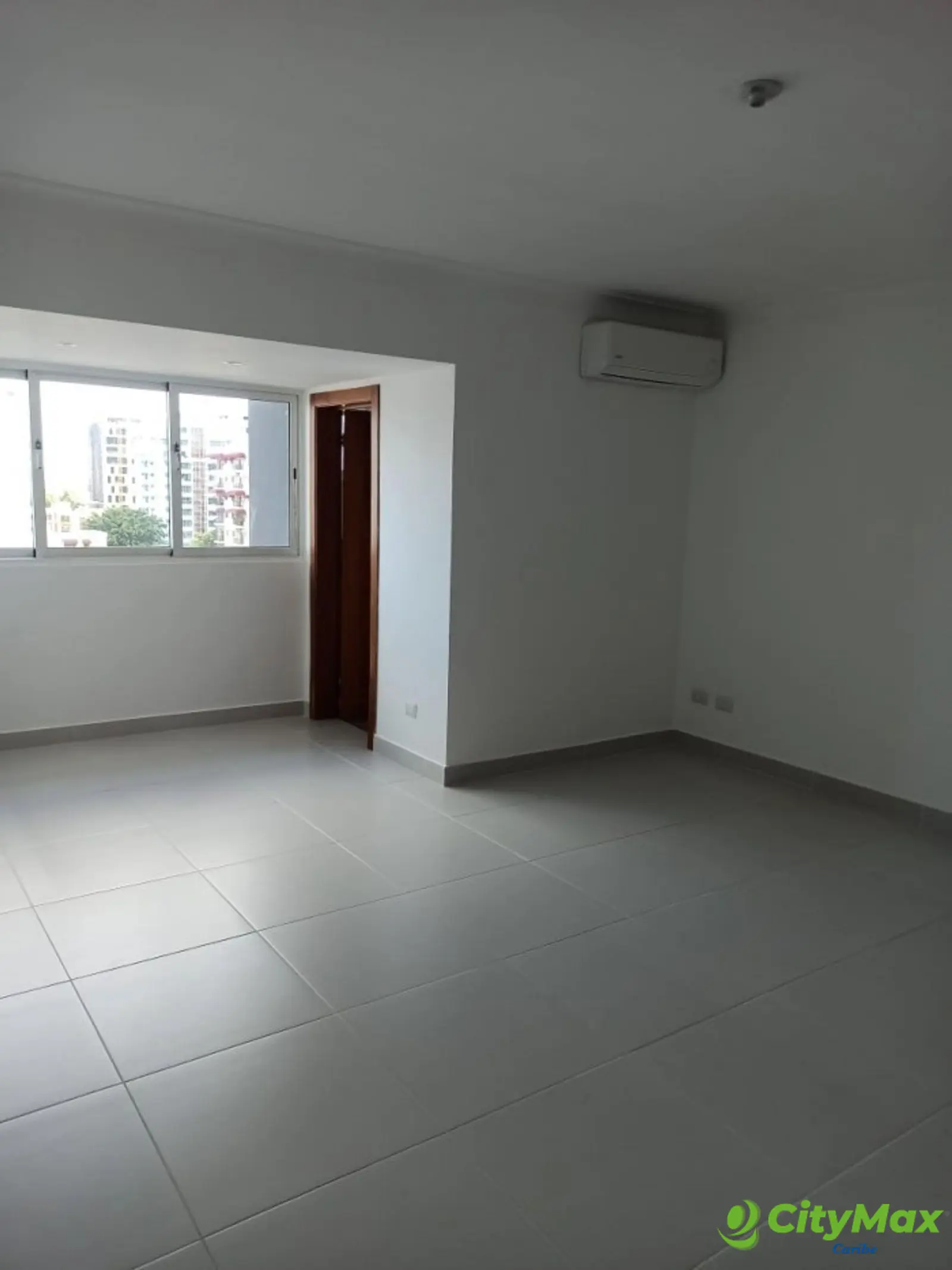 Apartamento renta en Rademanes Evaristo Morales SD - foto 8