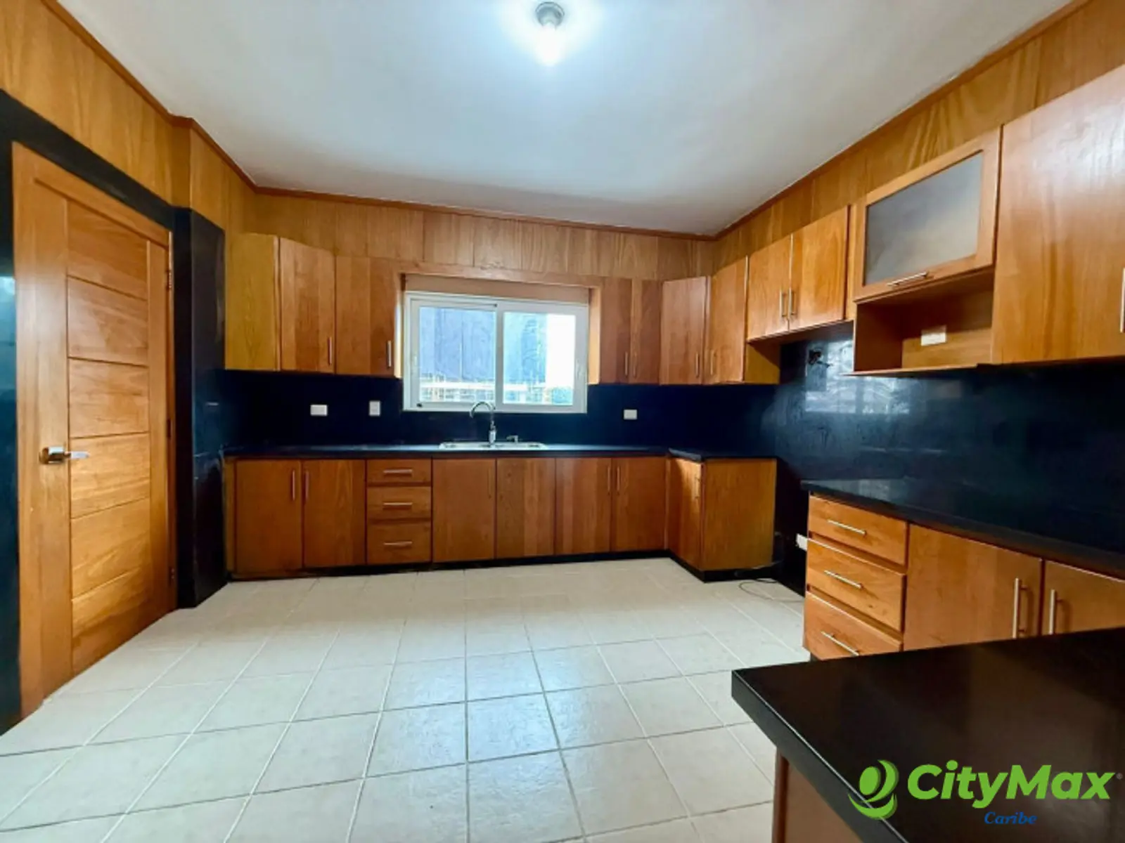 En Renta Apartamento en Torre Gil Roma Santo Domingo RD - foto 3