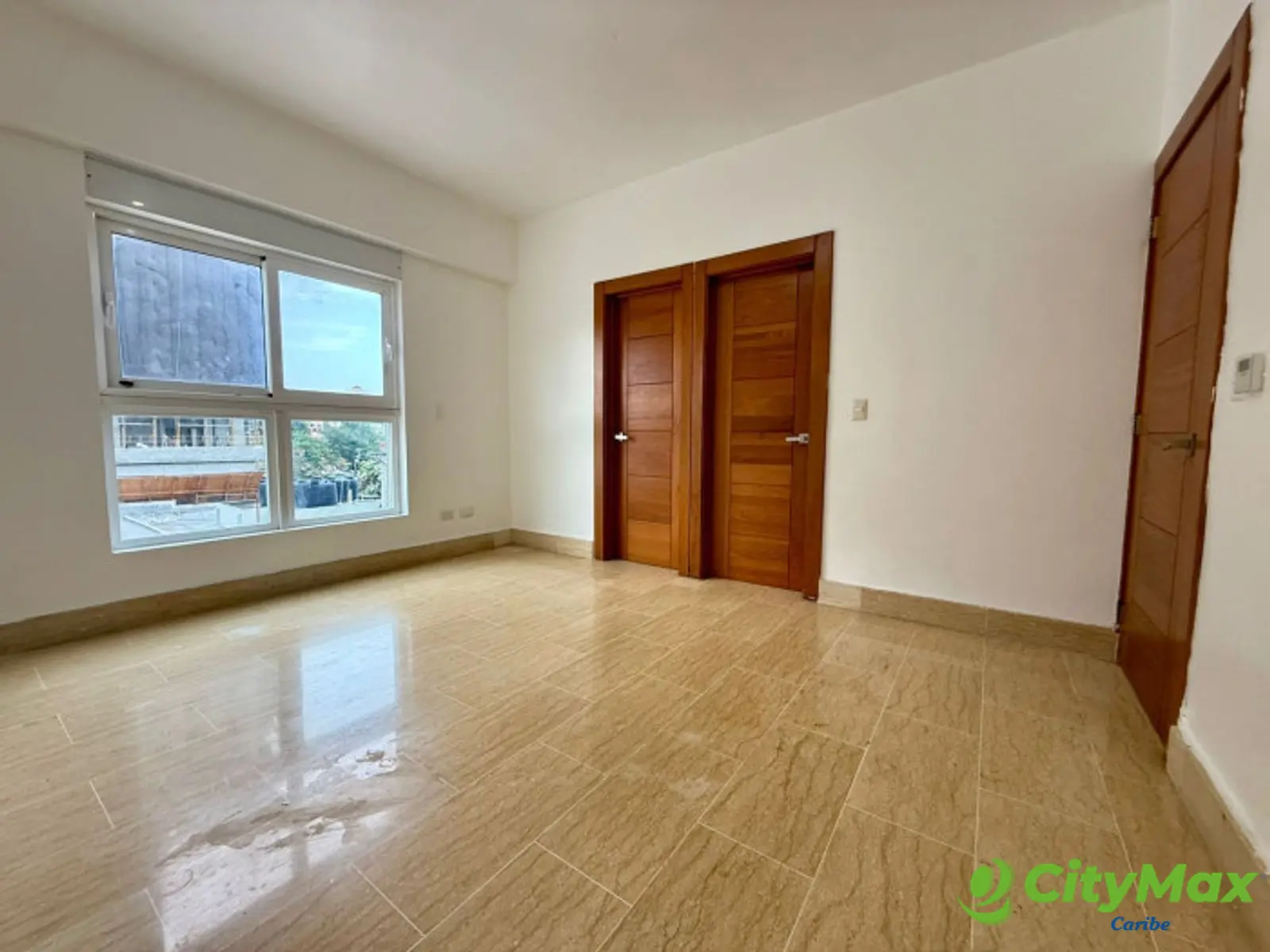 En Renta Apartamento en Torre Gil Roma Santo Domingo RD - foto 7