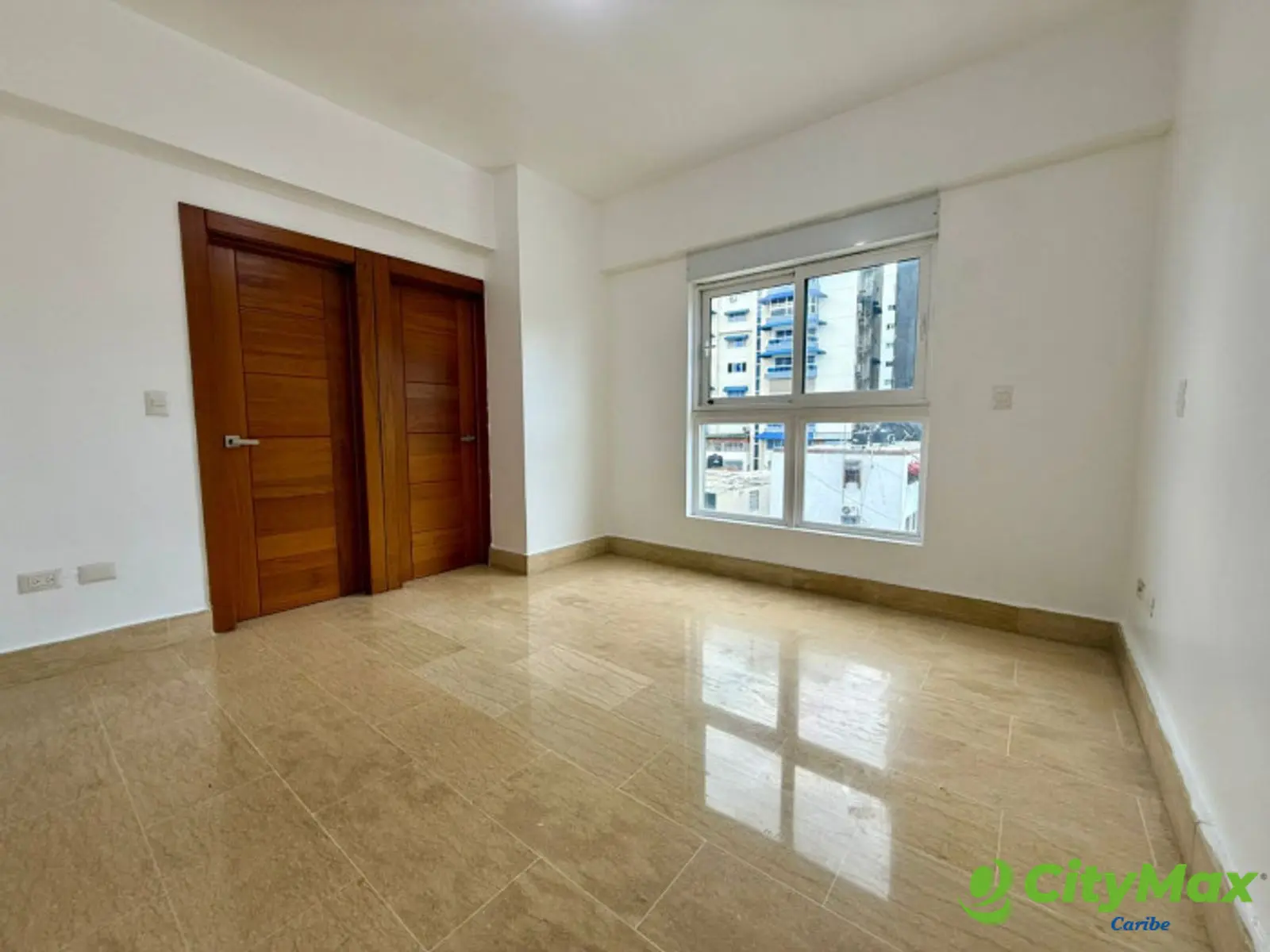 En Renta Apartamento en Torre Gil Roma Santo Domingo RD - foto 8